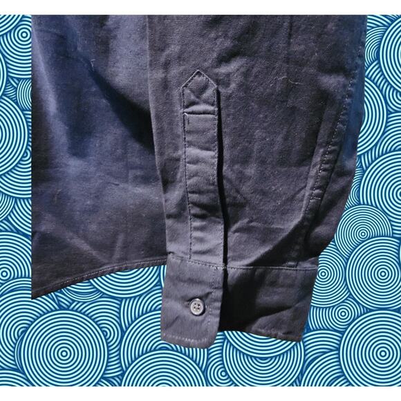 Women's Amazon Essentials Long Sleeve Button-Down Shirt - Picture 4 of 7